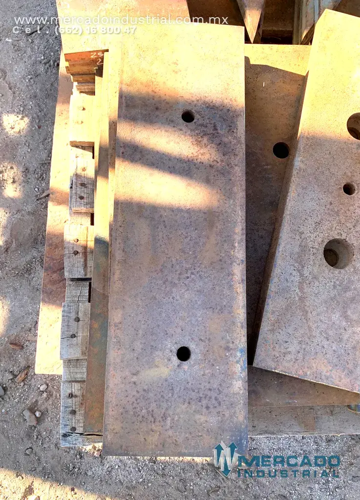 Power Screen LINER PLATE NO. DE PARTE: A6984/9/13 PARA QUEBRADORA TEREX 4242 - imagen 1