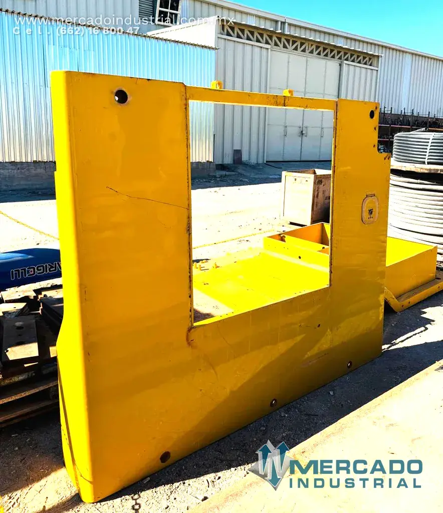 Komatsu 561-89-64781 HOOD (HD785-5) - imagen 1