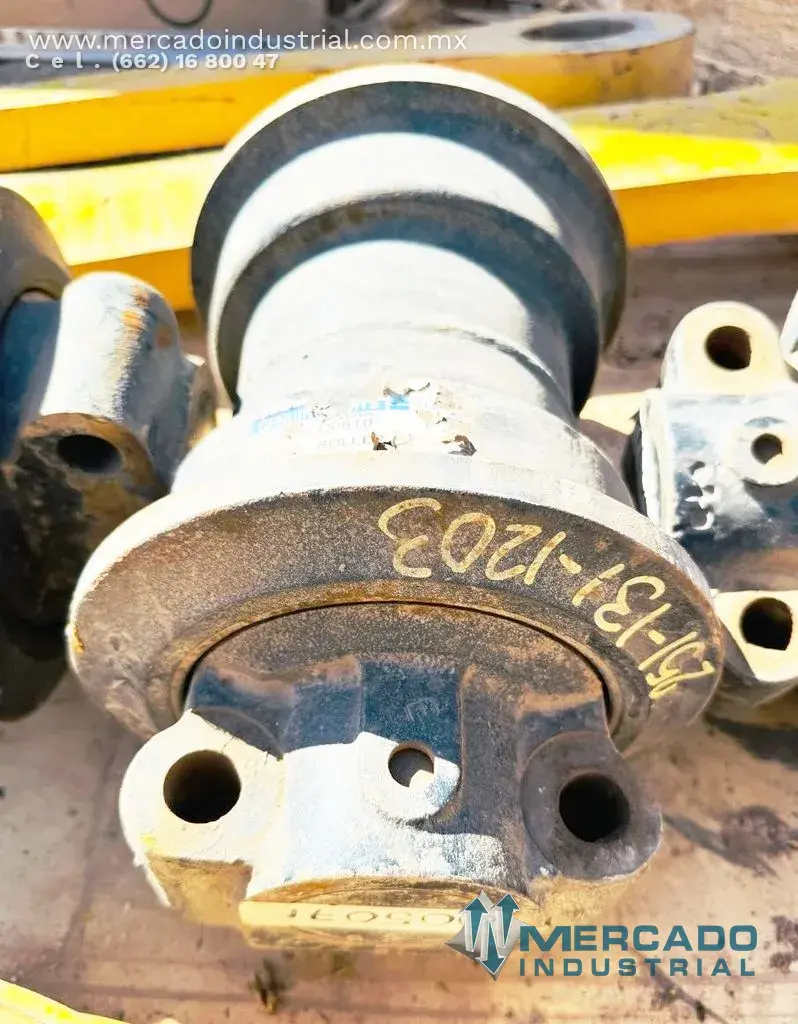 Komatsu 207-30-00511 (207-30-07300) (207-30D0610) ROLLER (PC300-7EO) - imagen 1