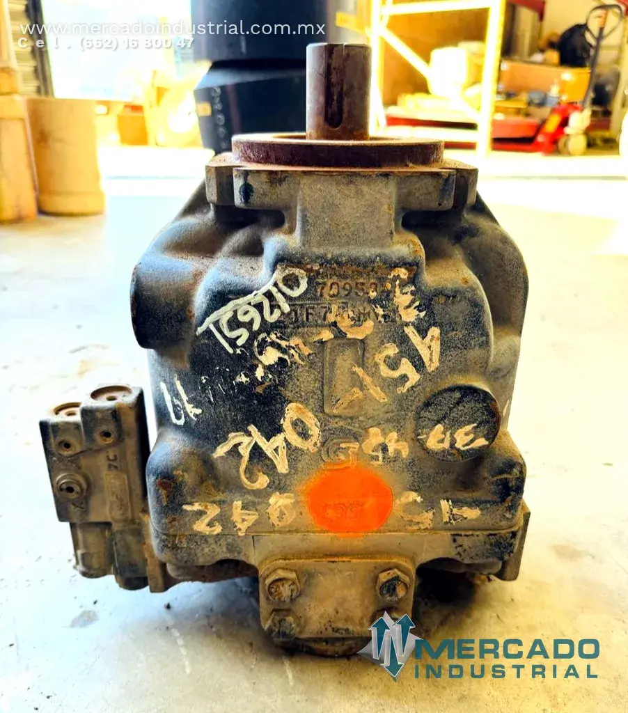 Komatsu 1010310 HYDRAULIC PISTON PUMP - imagen 1