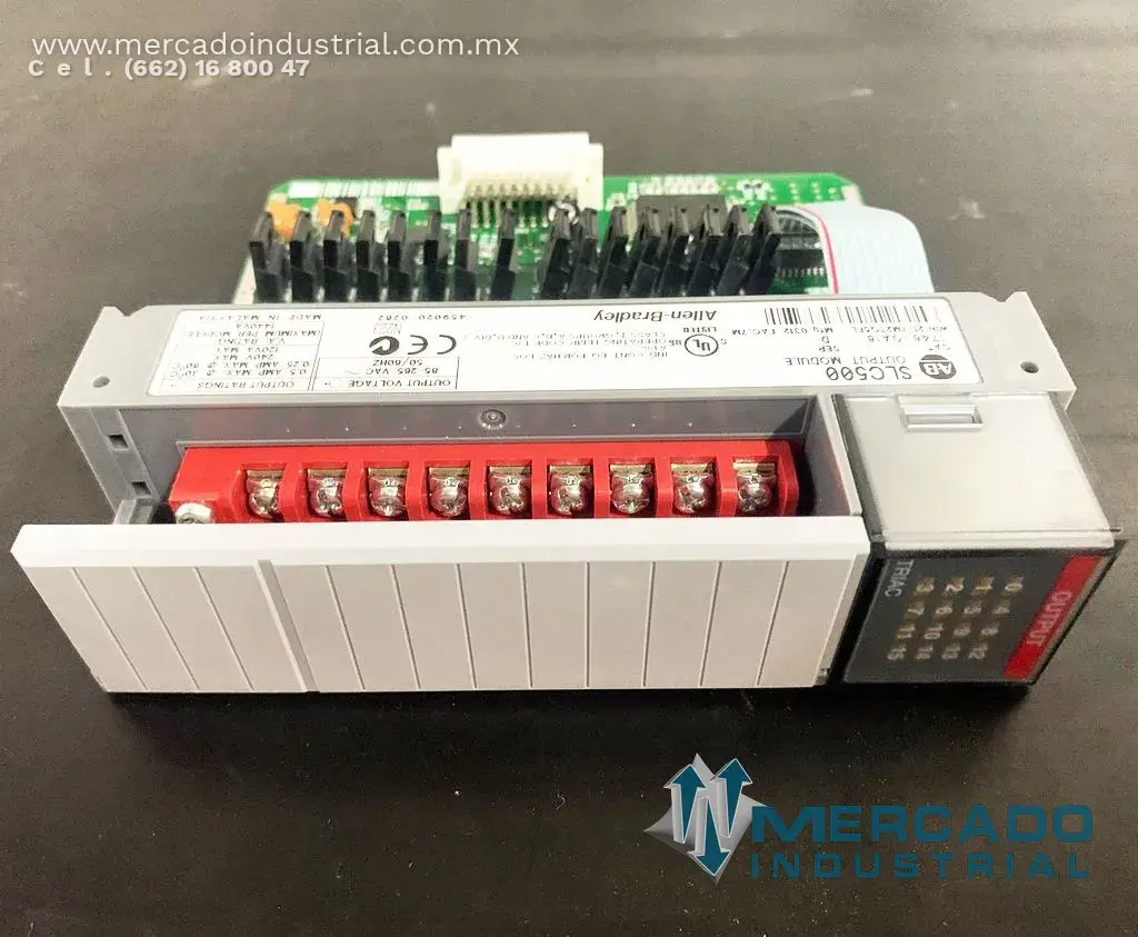 Módulo de salida serie D modelo 1746-OA16 marca Allen Bradley - imagen 1
