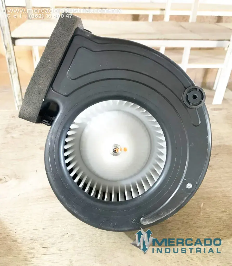 Komatsu 17A-Z11-7120 BLOWER ASSY (D61EX-15) - imagen 1