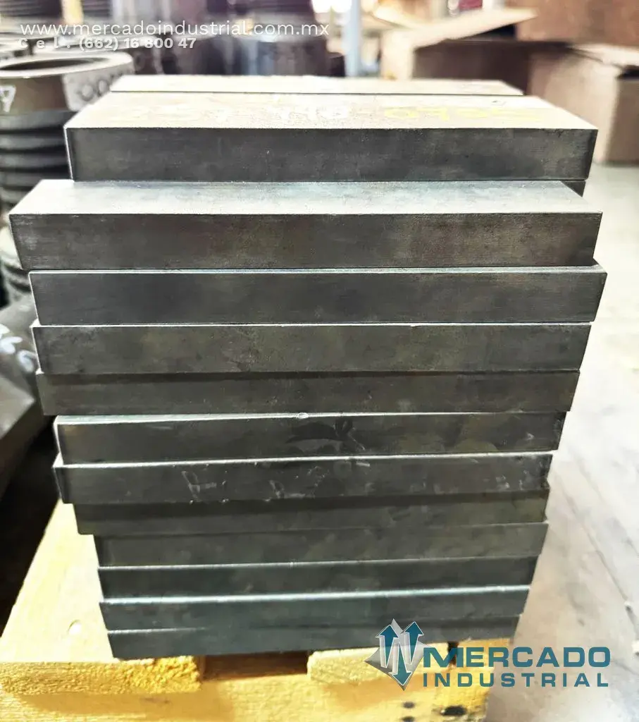 KEY- 36mmX20mmX200mm SQ END NO. DE PARTE: 2220-0577 PARA QUEBRADORA TEREX MODELO: 4242 - imagen 1