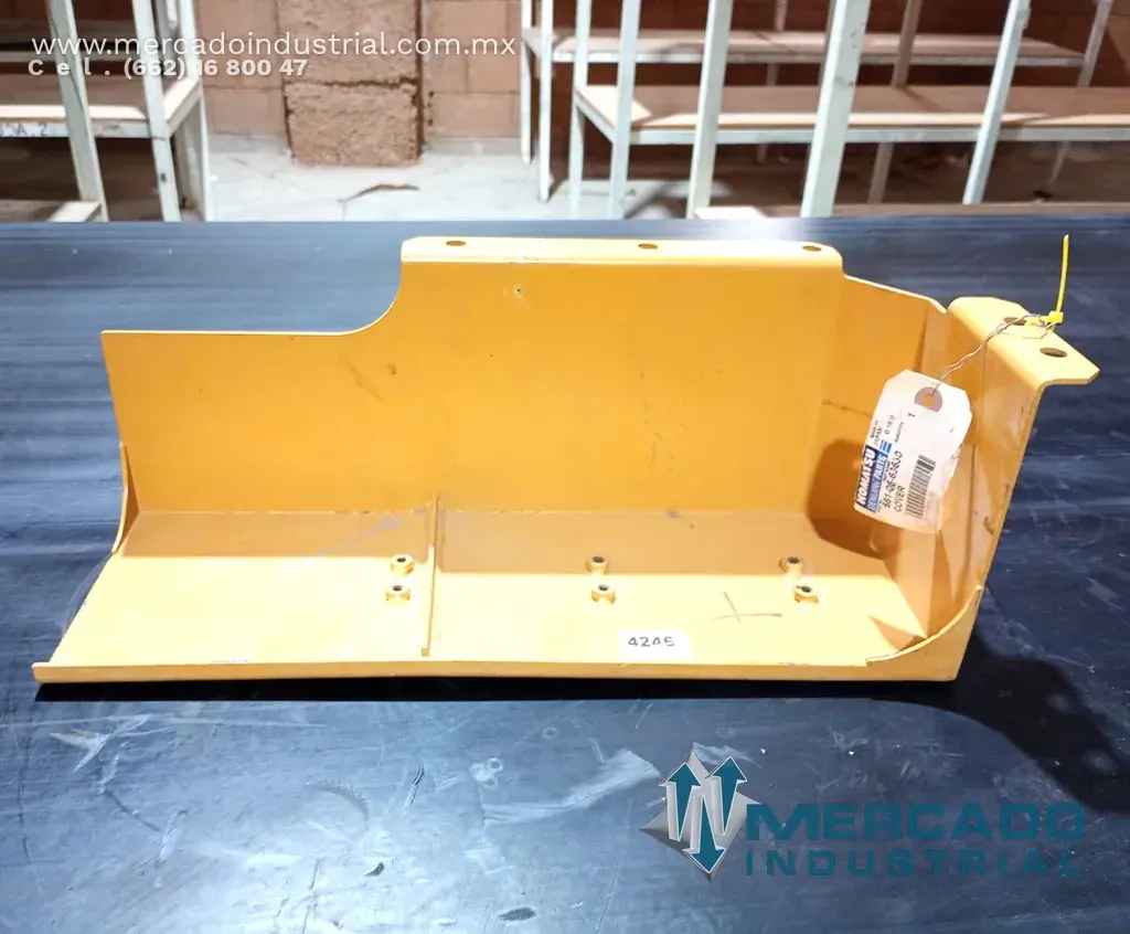 Komatsu 561-06-63630 COVER (HD785-5) - imagen 1