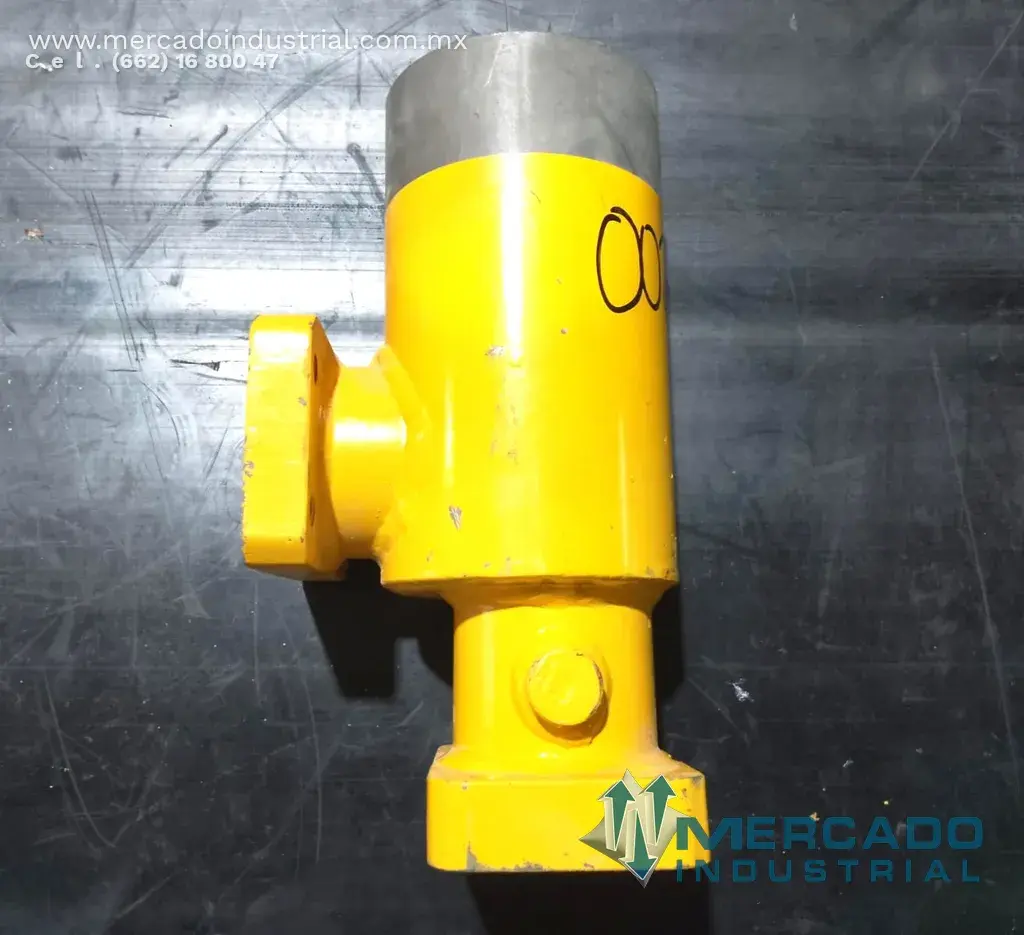 Komatsu 561-61-61271 (561-61-61270) TUBE (HD785-5) - imagen 1