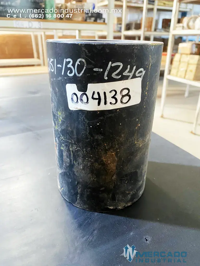 Komatsu 207-30-71431 PIPE (PC300LC-7) - imagen 1