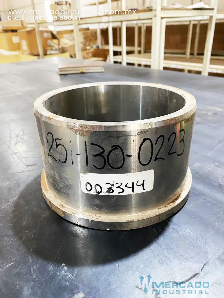 Komatsu 48065740 BUSHING/BUSH (PC3000-6) - imagen 1