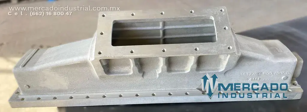 Tapa de postenfriador 36" x 7.5" parte 3637704 marca Cummins - imagen 1