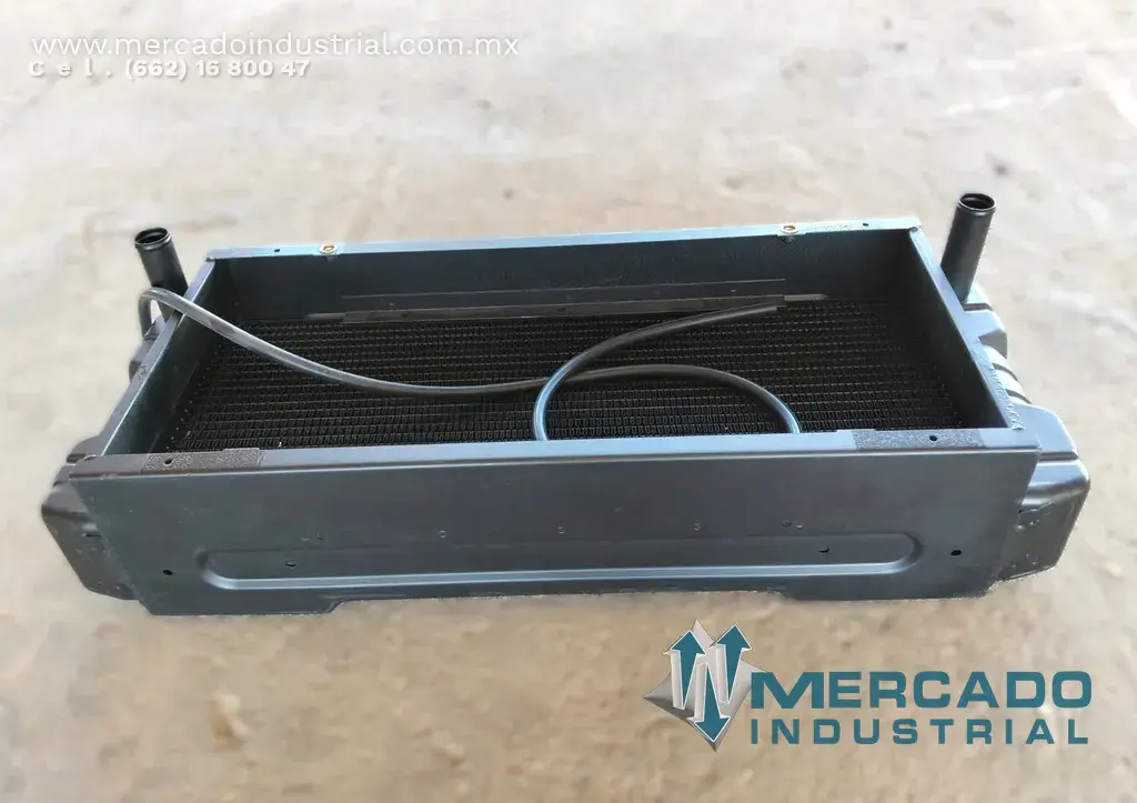 Radiador para minicargadora modelo S130 marca Bobcat - imagen 1