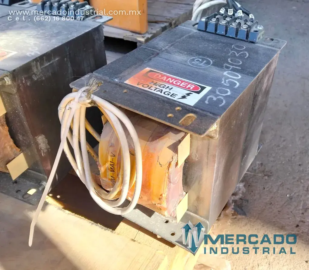 Transformador de control 2 KVA 115/230V modelo 573A350P45 marca General Electric - imagen 1