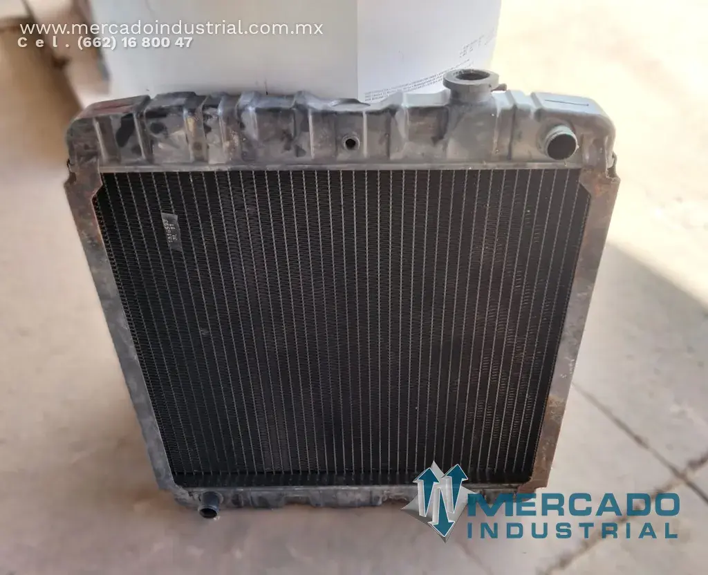 Radiador modelo 1A16593 3L11 marca BUCYRUS - imagen 1