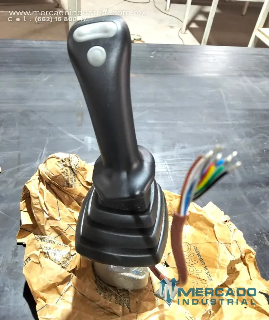 Komatsu 89641540 PILOT CONTROL (PC3000-6) - imagen 1