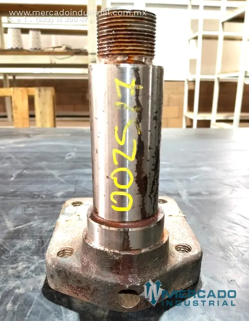 Komatsu 6216-64-3810 SHAFT FAN (HD785-5) - imagen 1