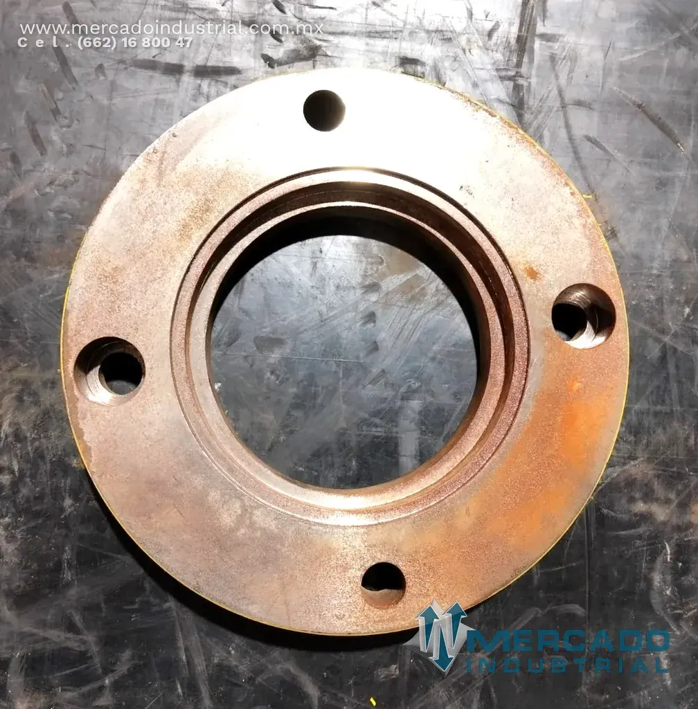 Komatsu 2657368052 ADAPTER MOTOR MD45 (HD785) - imagen 1