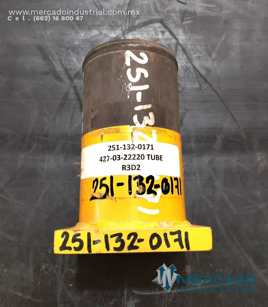 Komatsu 427-03-22220 TUBE (WA900-3) - imagen 1