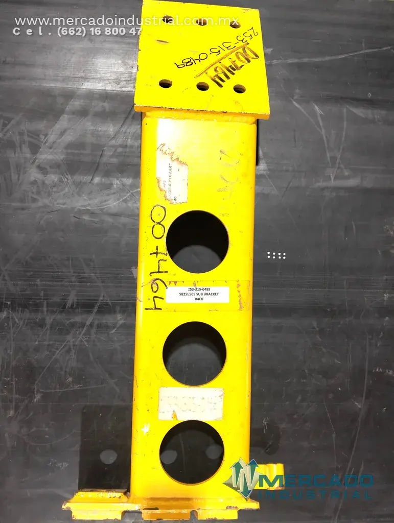 Komatsu 58258505 SUB BRACKET - imagen 1