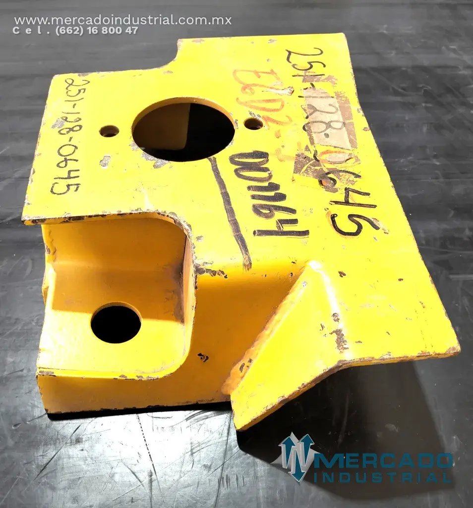 Komatsu 195-50-51310 COVER (D375) - imagen 1
