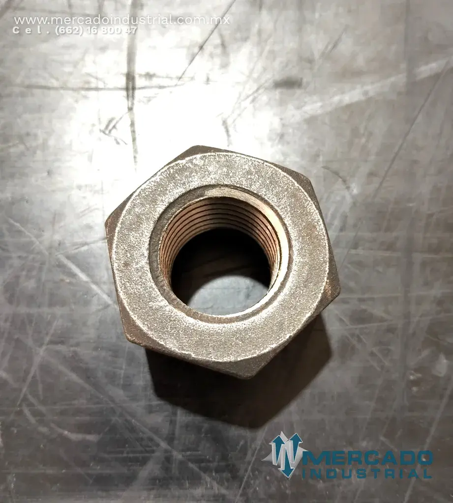 Komatsu 17M-71-21530 NUT (D155AX-6) - imagen 1