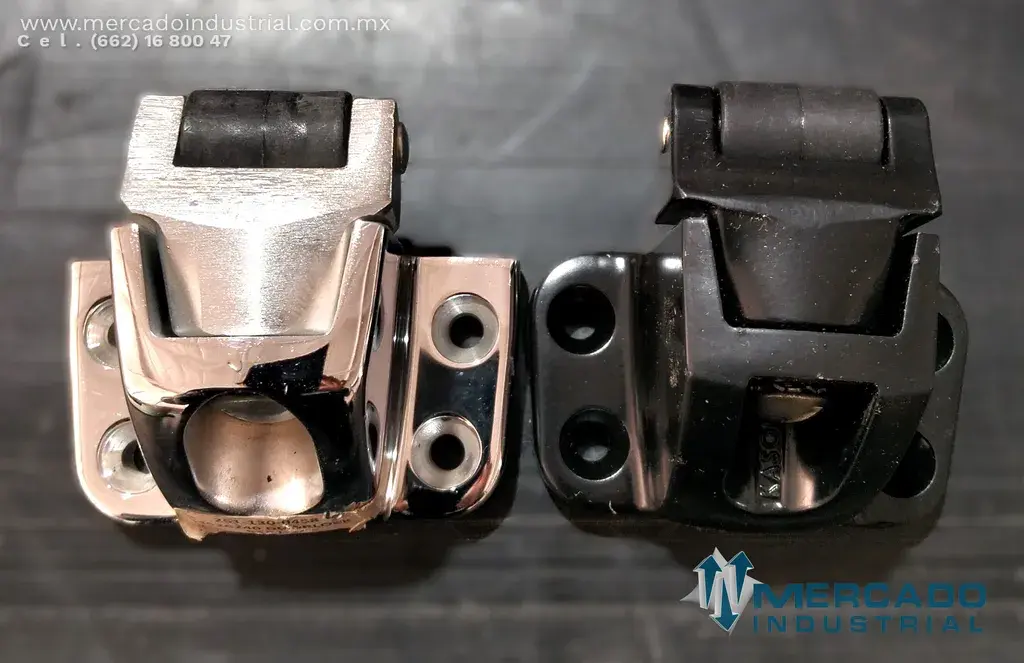Komatsu 63526240 (95082040) DOOR LOCK (PC3000-6) - imagen 1