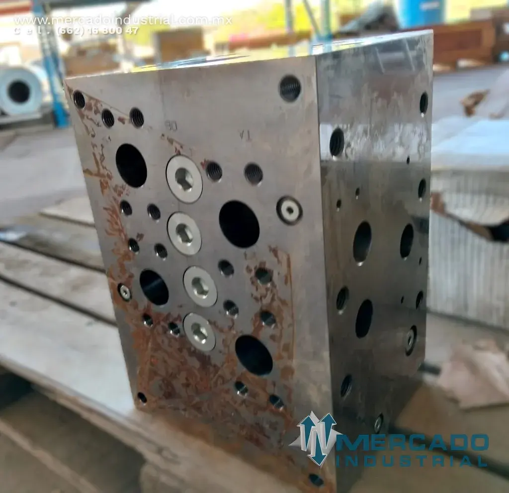 Colector parte 57581829 marca Atlas Copco - imagen 1