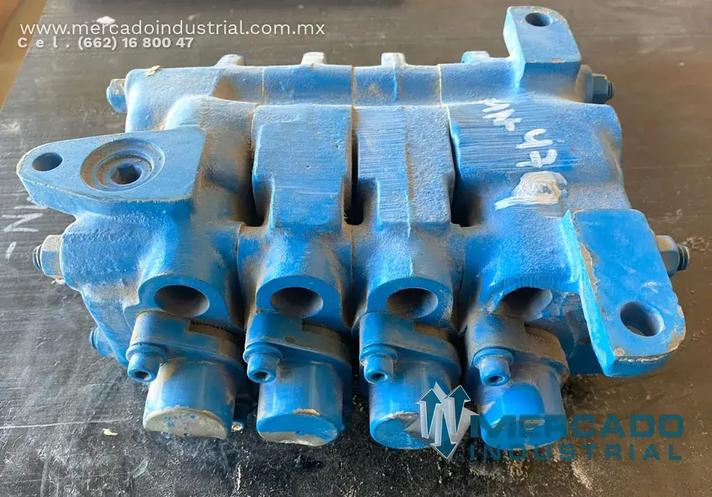 Caja de válvulas parte 36Q25 marca Vickers - imagen 1