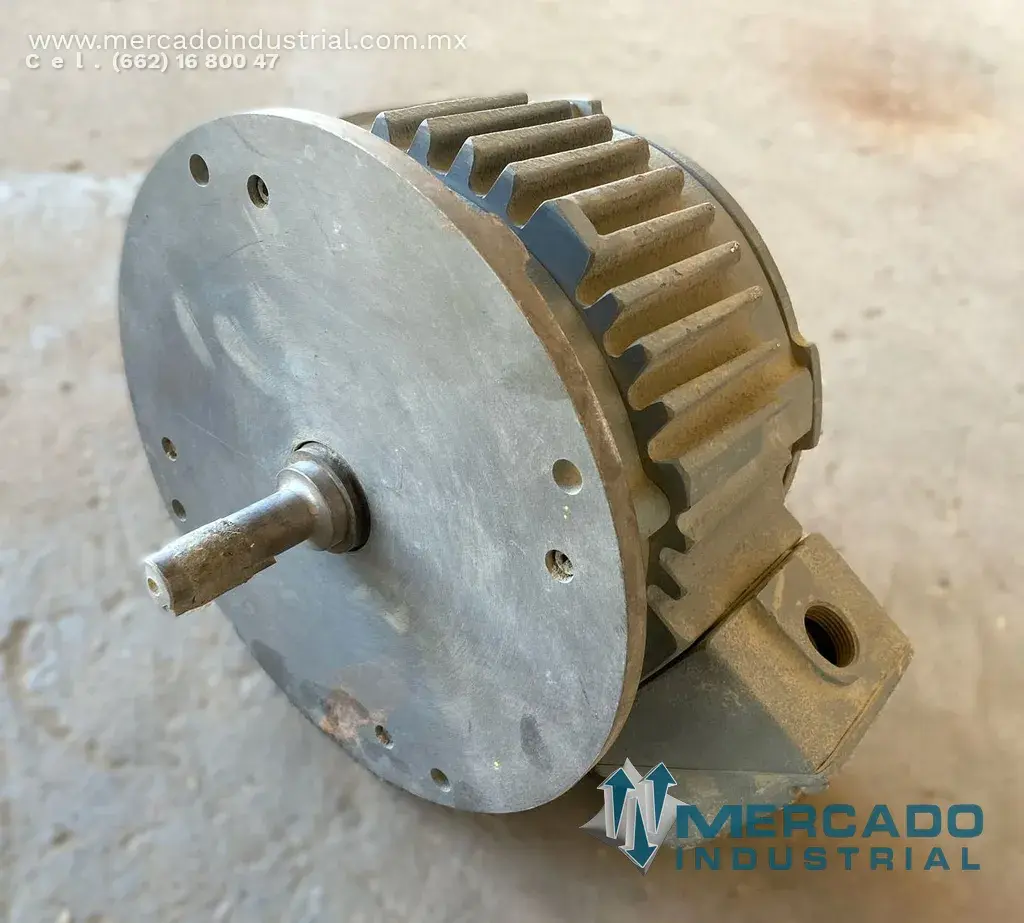 Motor eléctrico trifásico 2 HP 2 polos 3600 RPM marca Reuland - imagen 1