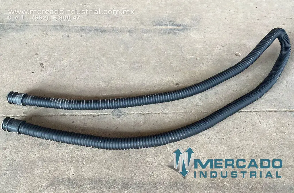 Manguera moldeada 1 3/4" x 104" parte 3639574 marca Cummins - imagen 1