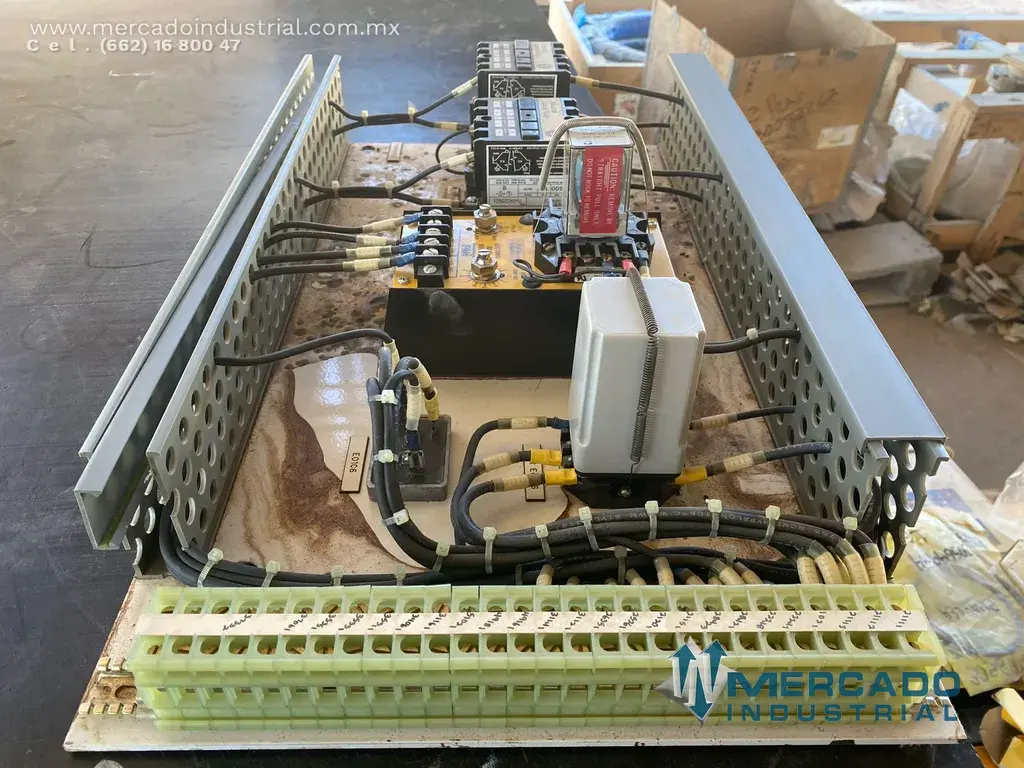 Panel Relé 200 VDC subtensión parte 79E5879 marca P&H - imagen 1