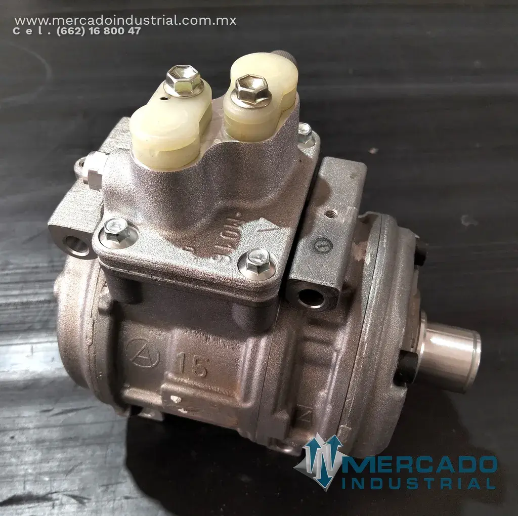 Komatsu ND447200-0246 COMPRESSOR ASSEMBLY (D375A-5) - imagen 1