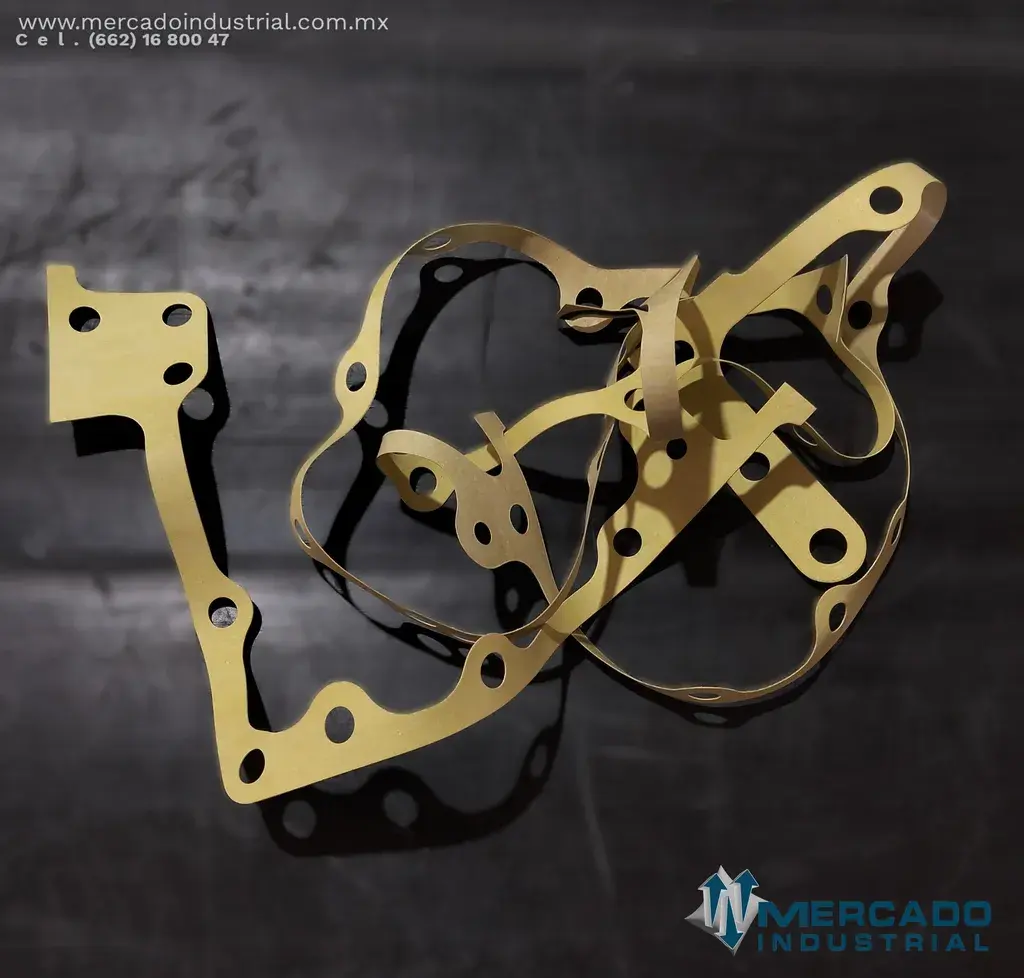 Komatsu 6215-21-3811 GASKET (HD785-5) - imagen 1