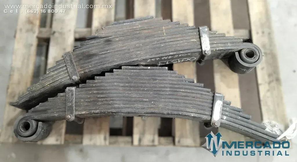 KENWORTH JUEGO DE MUELLES TRASEROS CON BUJES PARA SUSPENSION (MUELLES TRASEROS 13 HOJAS) - imagen 1