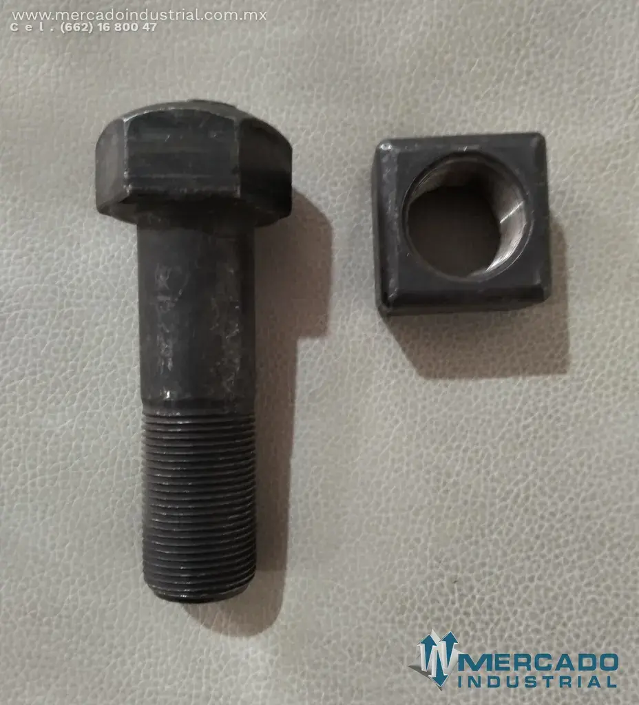 Komatsu 178-32-05000 SHOE BOLT AND NUT (KIT) (D155AX-6) - imagen 1