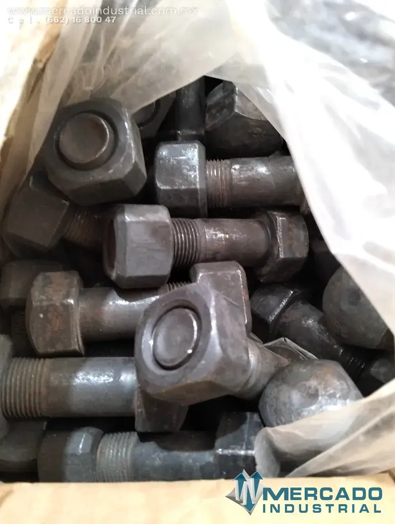 134-32-05010 KIT BOLT NUT (D61EX-15) - imagen 1