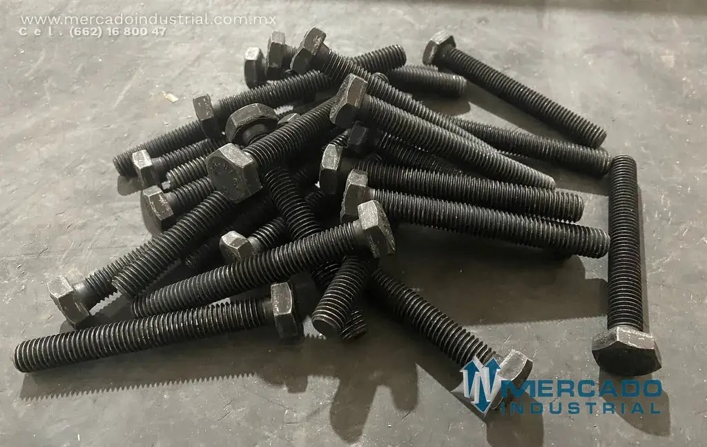 TORNILLO HEXAGONAL GRADO 8.8 10X80 MM - imagen 1