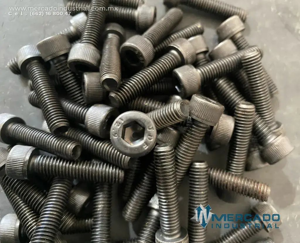 TORNILLERIA HEXAGONAL GRADO 8.8 M 16X70 MEDIDA MILIMETRICA PERFORACION - imagen 1