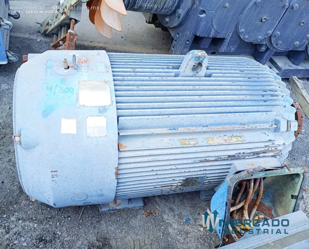 Motor eléctrico 350 HP 4 polos 1785 RPM marca NIDEC - imagen 1