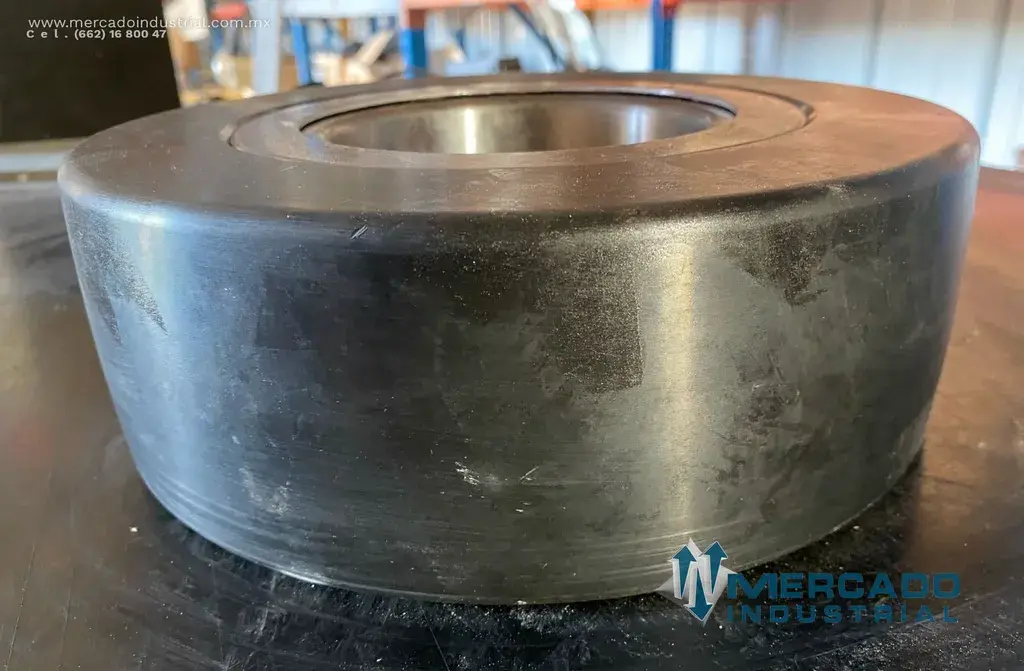Rodillo de carga 24.8 cm x 8 cm parte 314373 marca Hyster - imagen 1