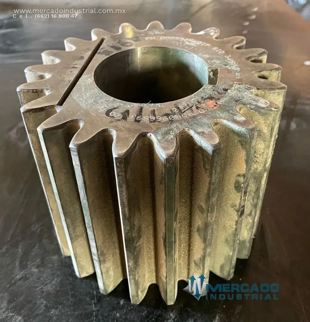 Piñón de motor 24.5 cm x 12.5 cm parte B005546-01P marca Bucyrus - imagen 1