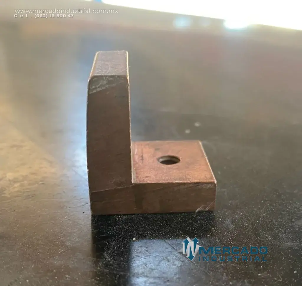 Contacto en "L"  1 1/4" x 1" de cobre - imagen 1