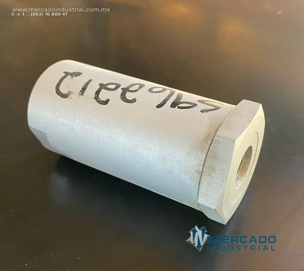 Filtro de combustible parte 6661022 marca Bobcat - imagen 1