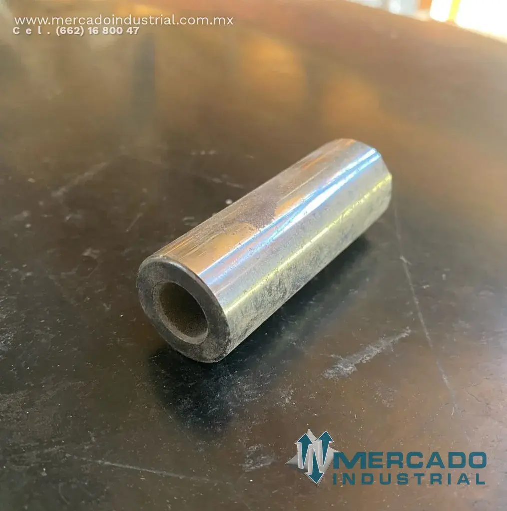 Pin pistón 6.5 cm x 2.2 parte 3974937B marca Bobcat - imagen 1