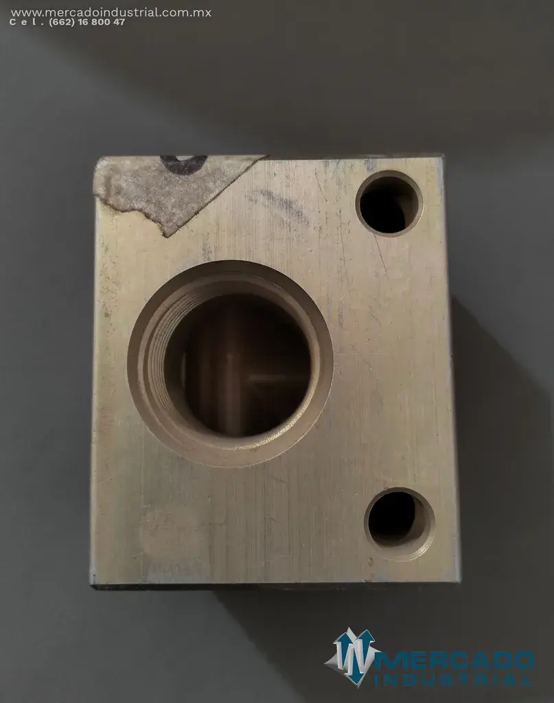 A523000 TEE 4 WAY - imagen 1