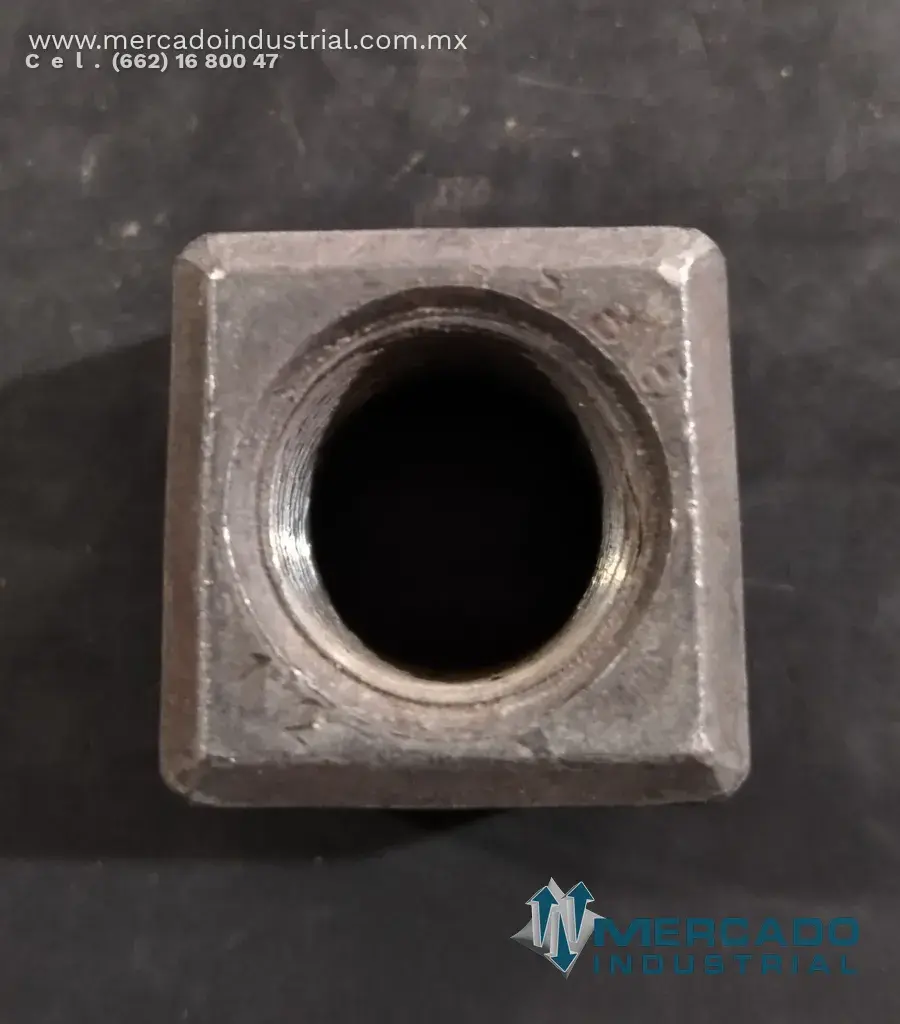 KOMATSU 57700858 NUT - imagen 1
