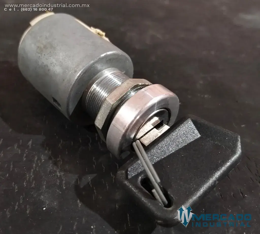 Komatsu 55127240 (41486640) KEY OPERATED SWITCH (PC3000-6) - imagen 1