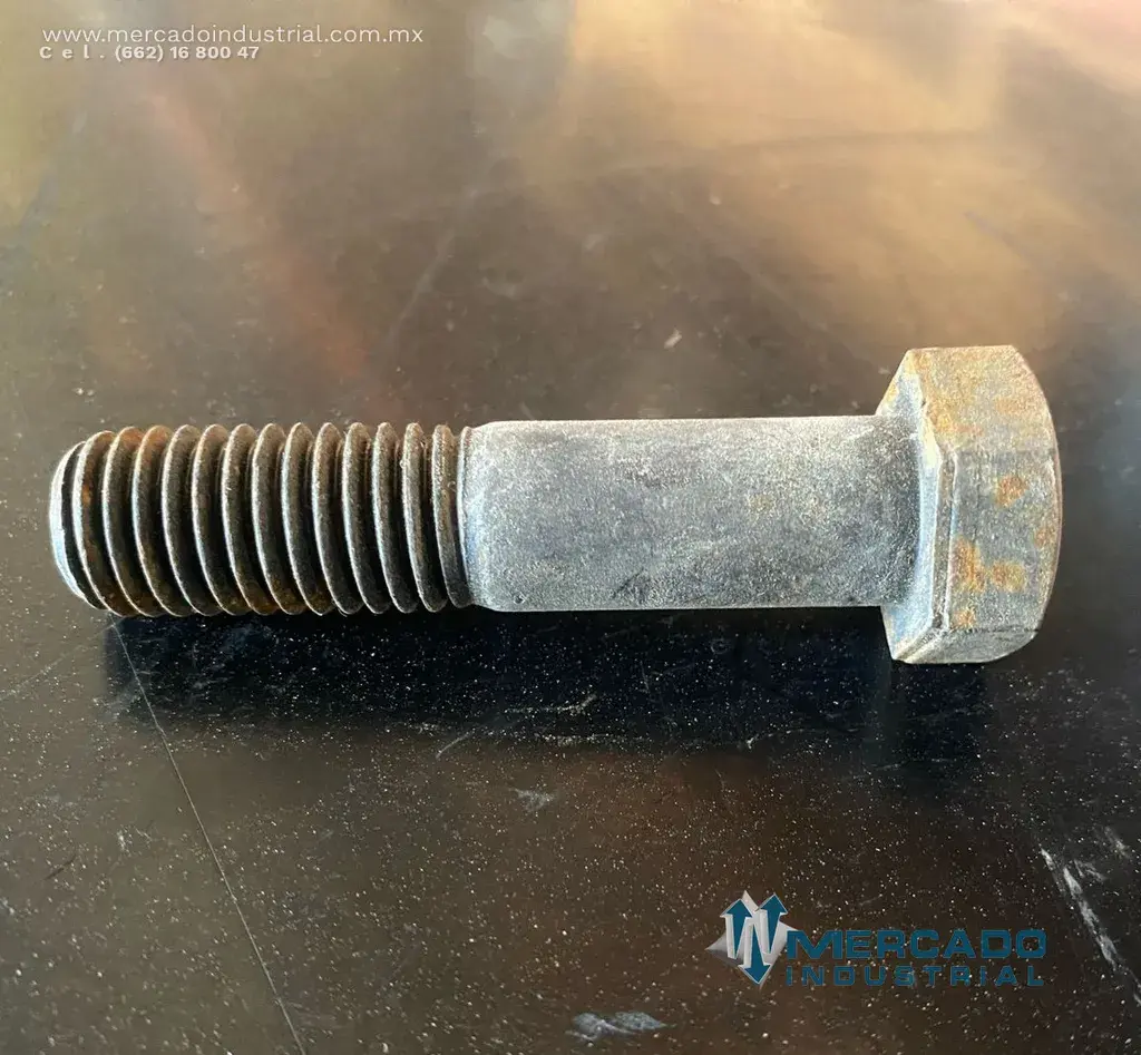 Tornillo hexagonal 1/2" x 2 41/64" grado 6 - imagen 1