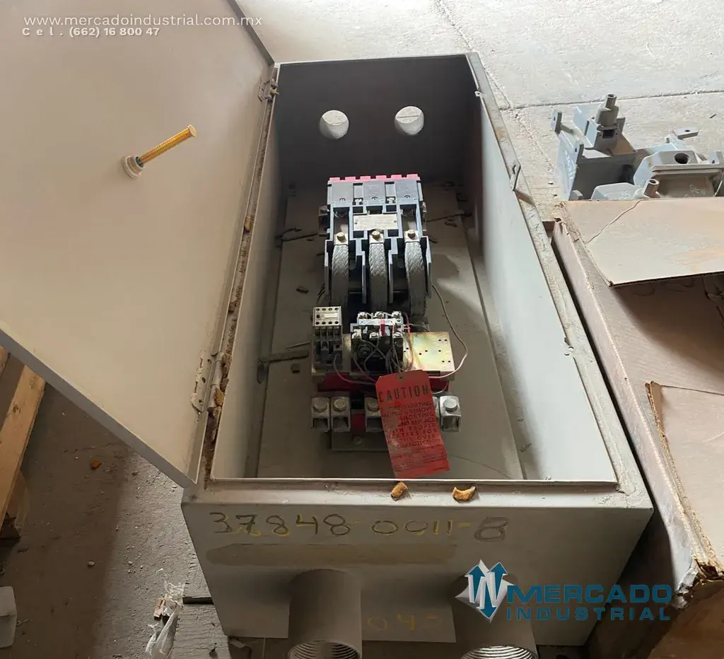 Arrancador magnético 600 A 600 V parte A201K6CAC2045A45G01 marca Westinghouse - imagen 1