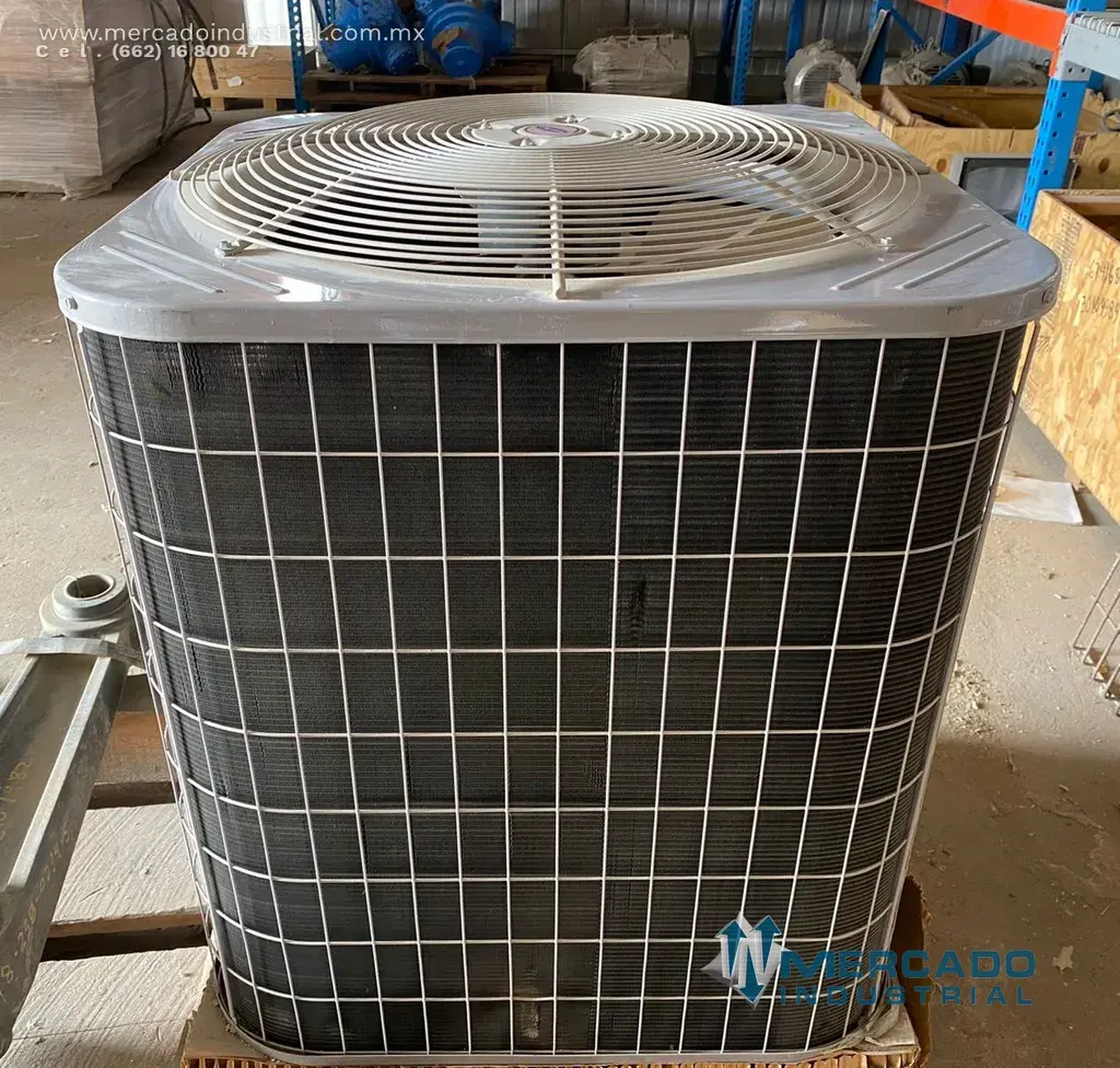Unidad condensadora trifásico 5 TON 57500 BTU 220 V parte 38CKC060521 marca Carrier - imagen 1