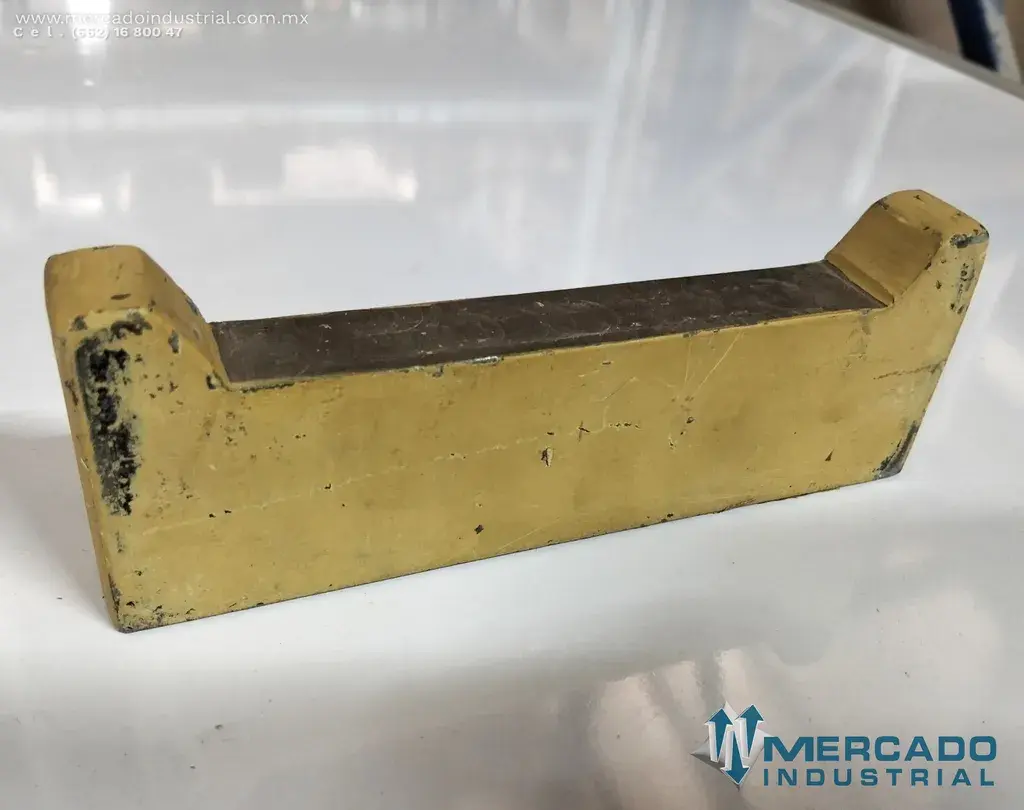 Komatsu 87246240 AXLE STIRRUP (PC3000-6) - imagen 1
