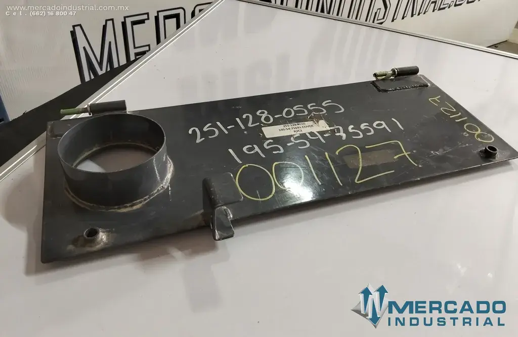 Komatsu 195-54-75591 COVER (D375A-5) - imagen 1