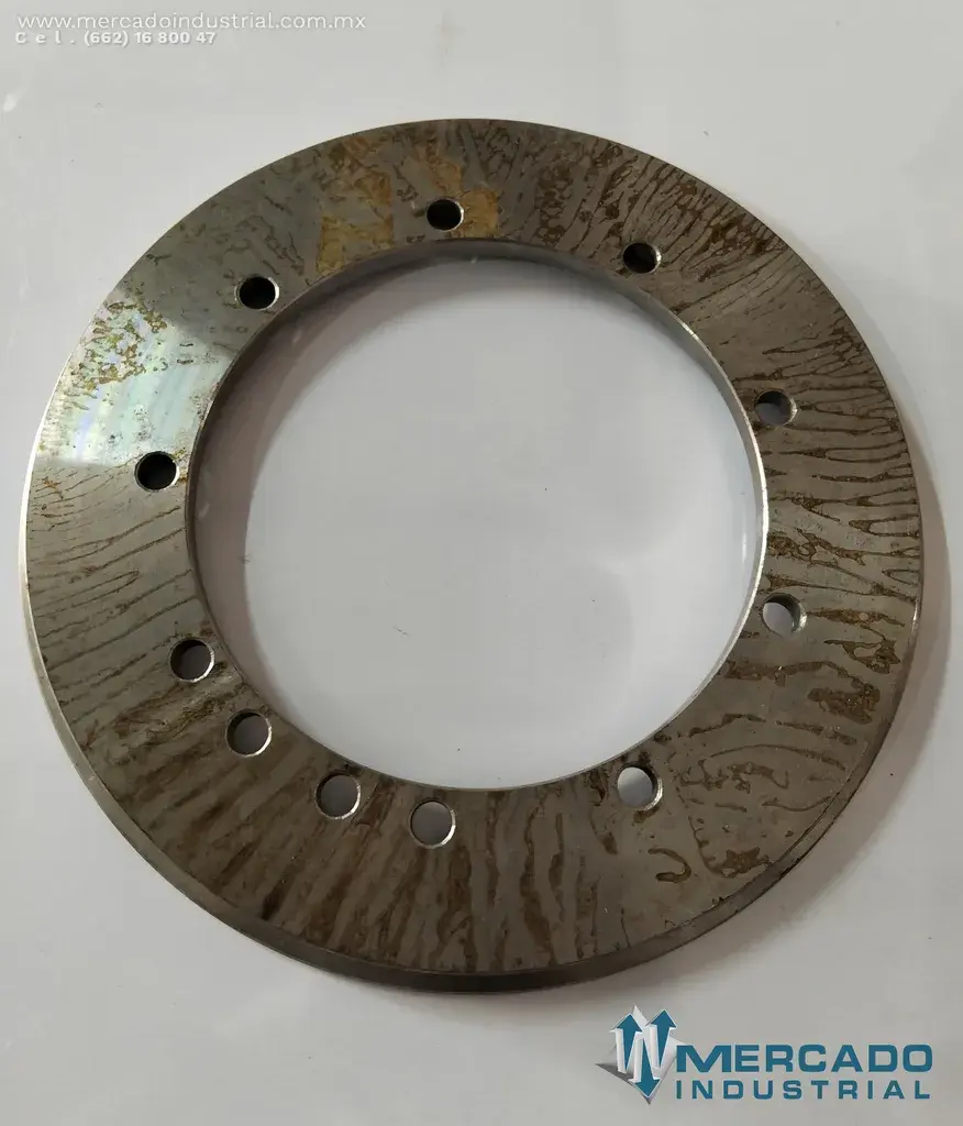 Komatsu 195-21-32540 FLANGE (D375A-5) - imagen 1